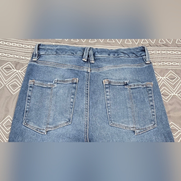 Good American High Waisted Cropped Skinny Jeans Size 8/29 - Picture 4 of 7